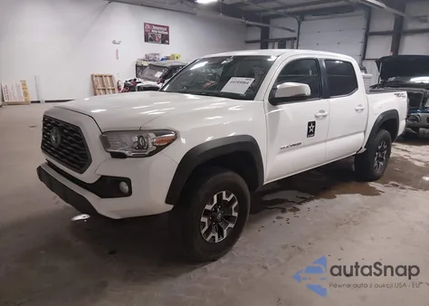 2021 Toyota Tacoma Trd Off-Road z USA, uszkodzony, nr VIN 3TMAZ5CN0MM146304
